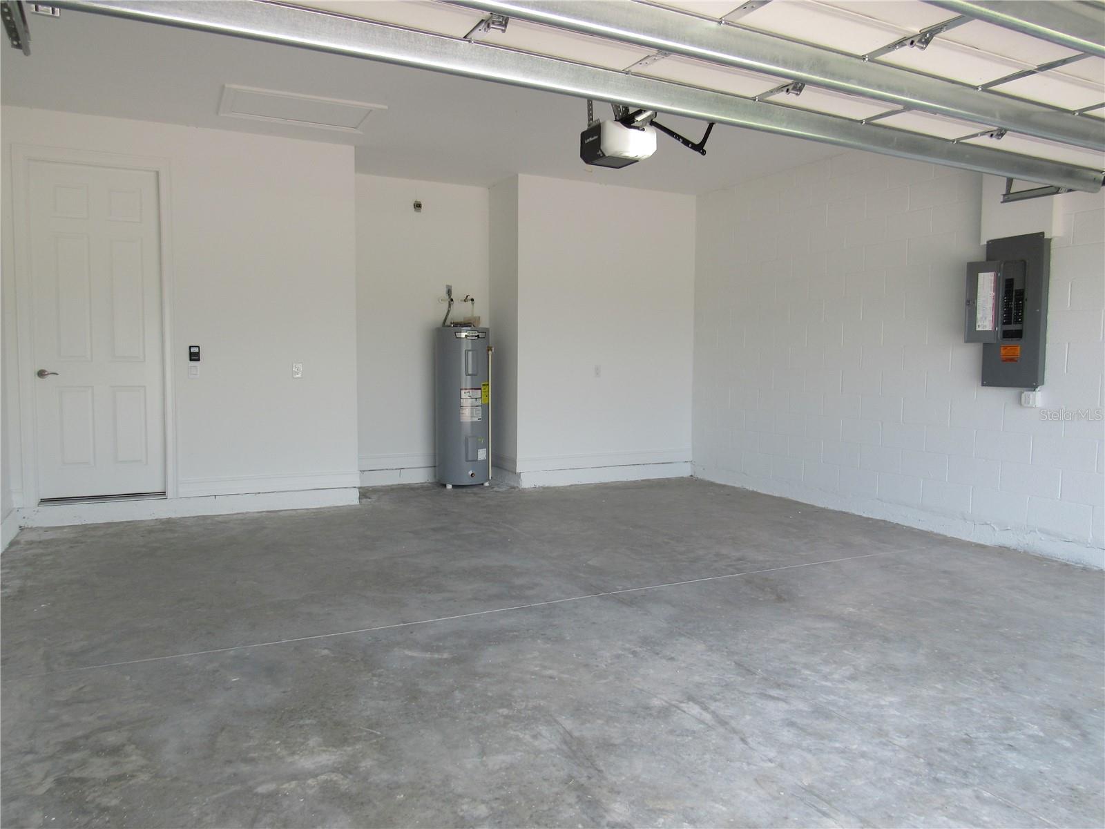PALENCIA - Residential Lease