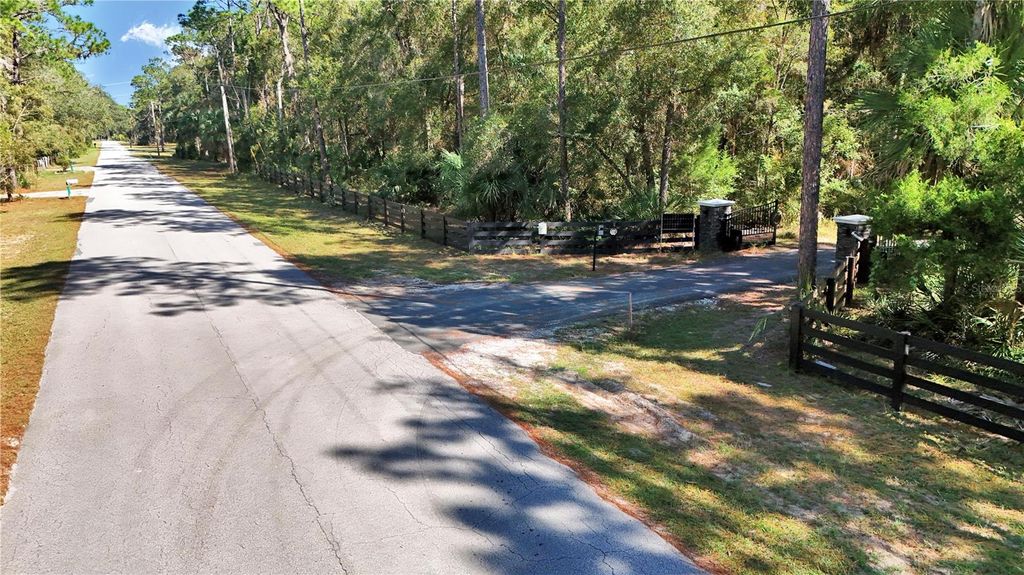 Photo of 4599 N Williams Avenue, Crystal River, FL 34428 (MLS # O6350417)