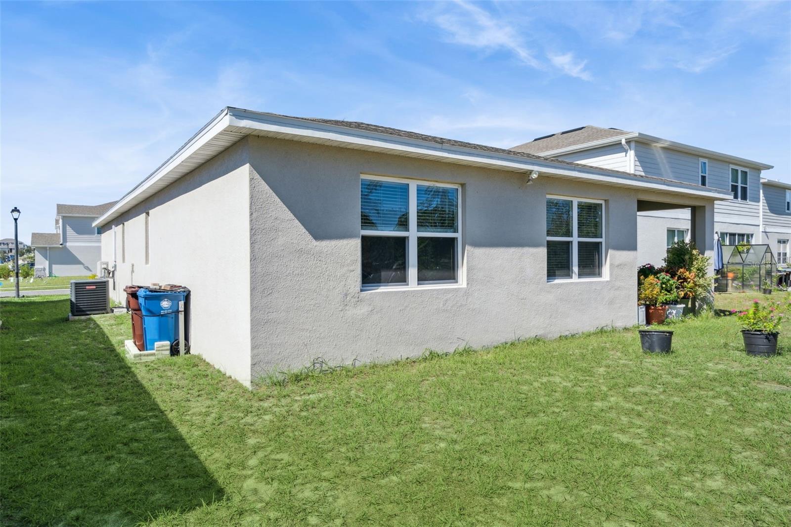 SEASONS/HERITAGE SQUARE - Residential