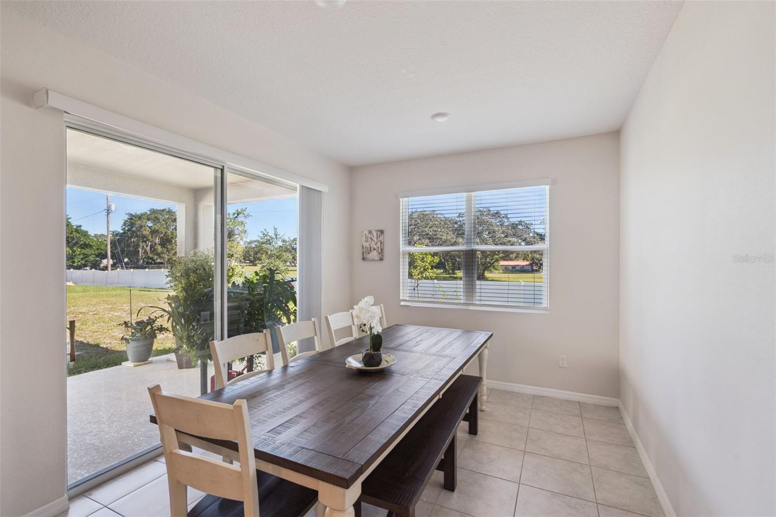 SEASONS/HERITAGE SQUARE - Residential