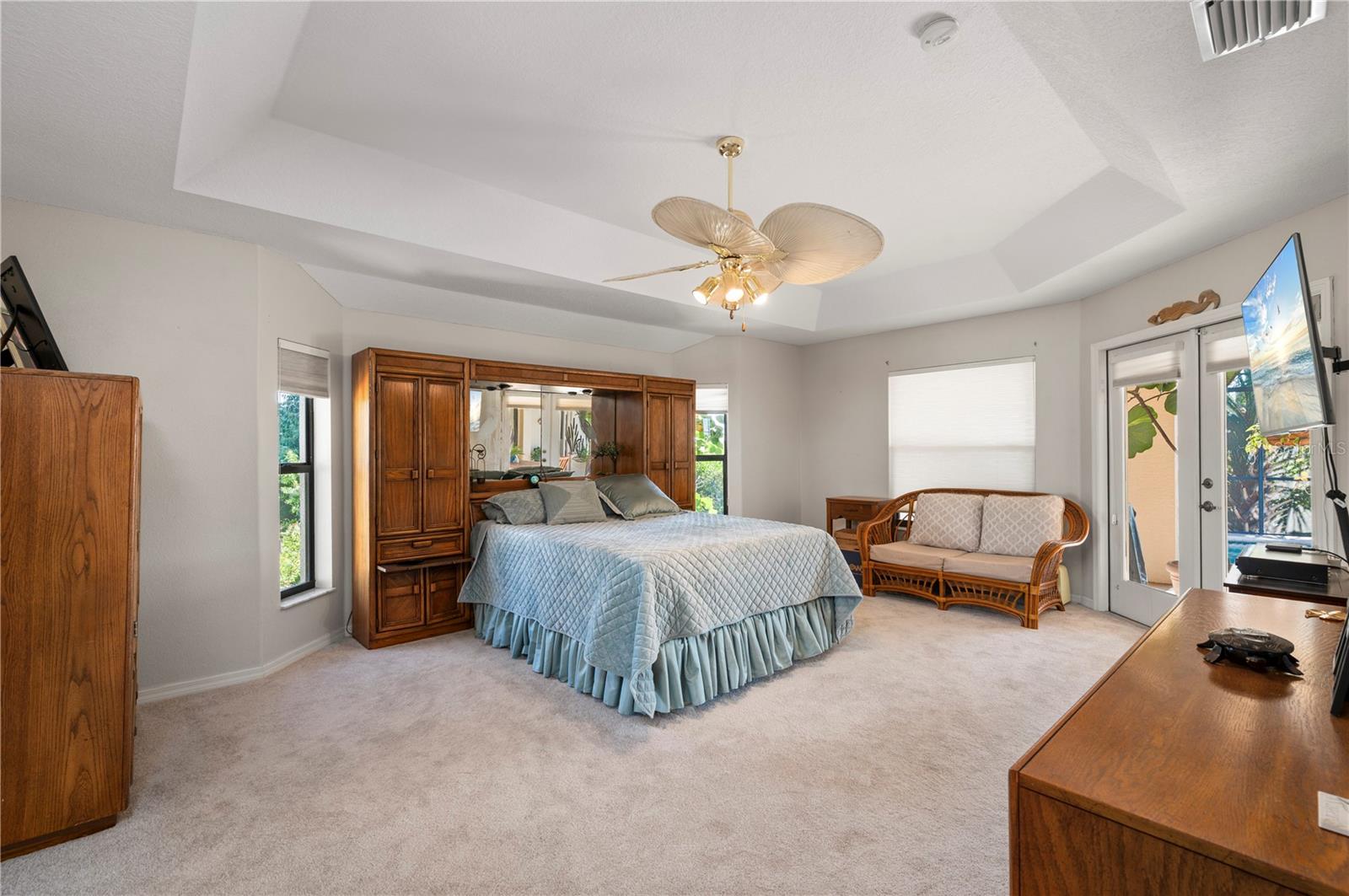 SEAMANS POINT - Residential