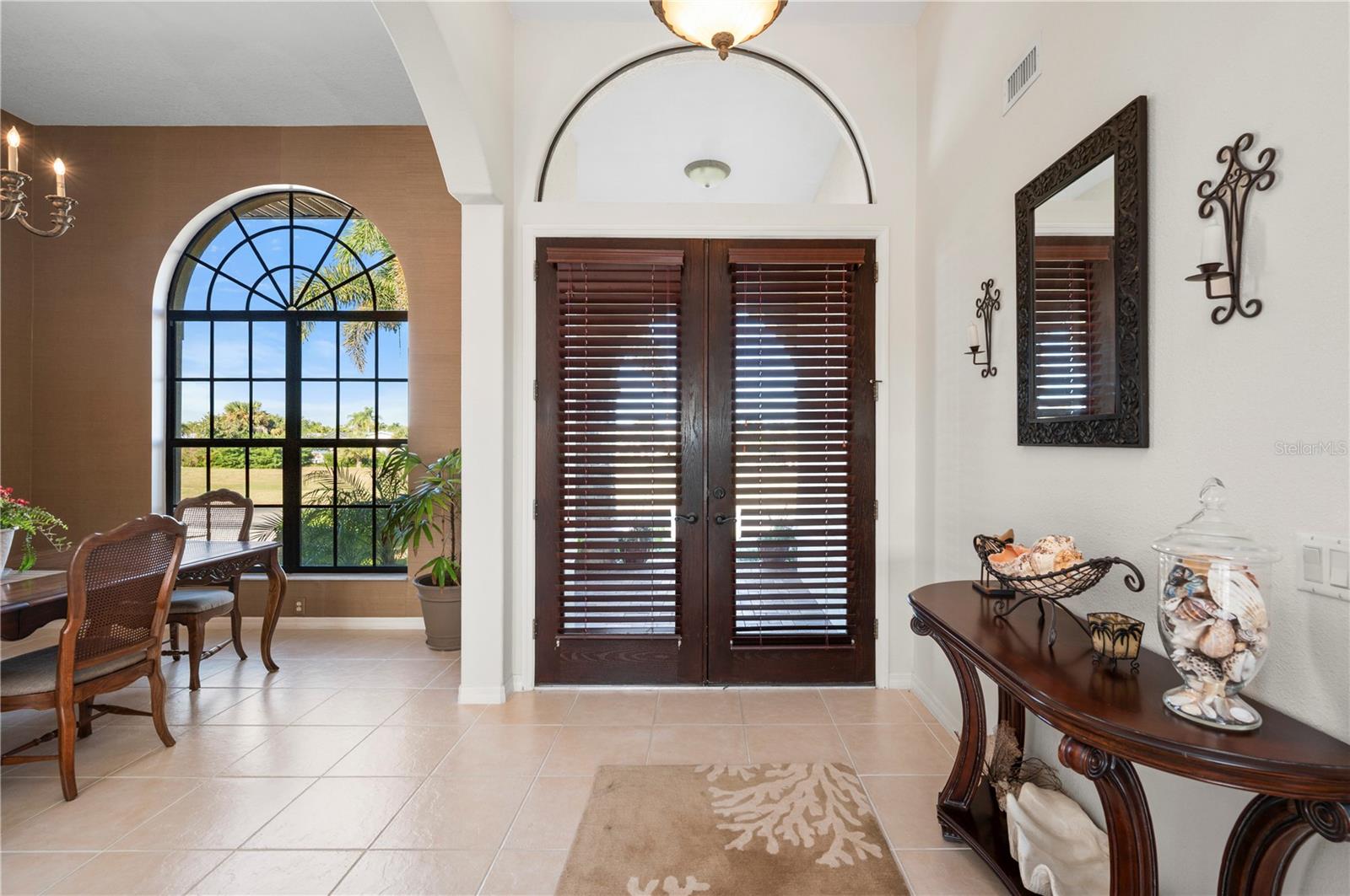 SEAMANS POINT - Residential