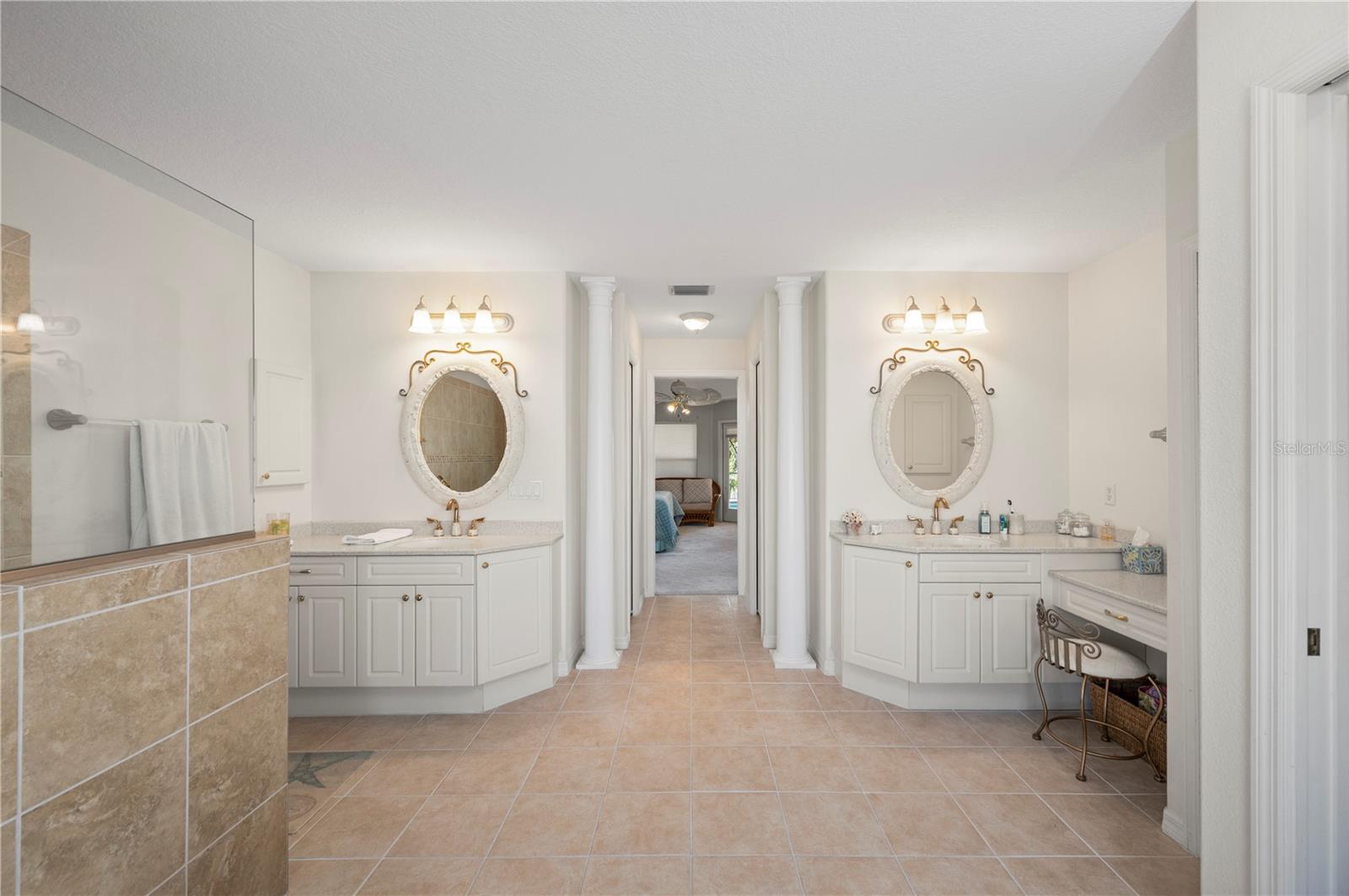 SEAMANS POINT - Residential