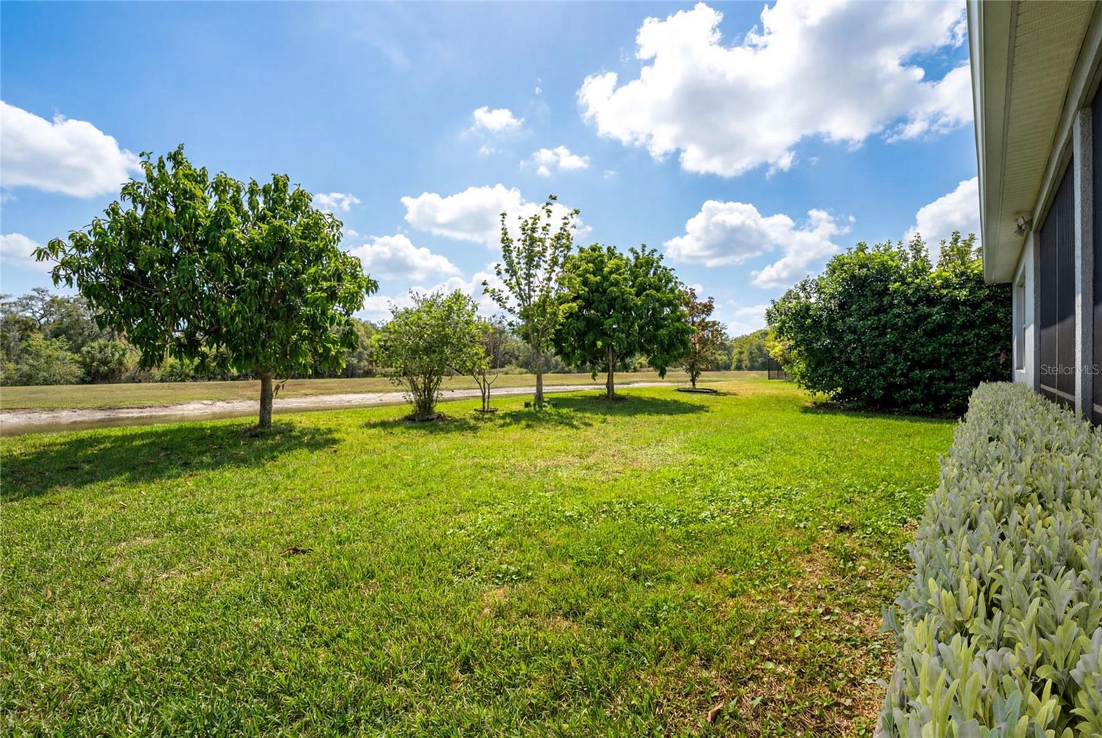 CREEKSTONE - Residential