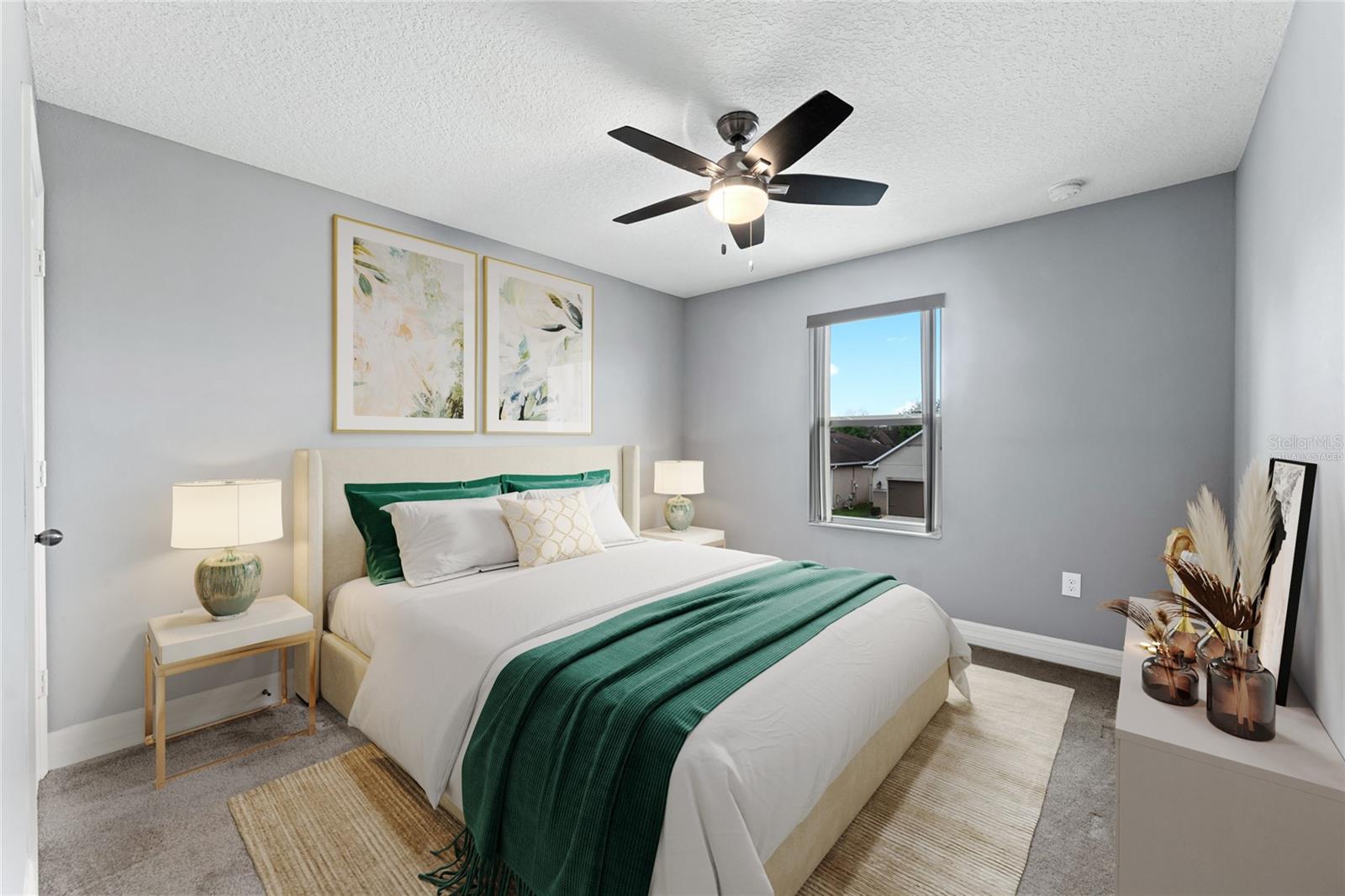 CREEKSTONE - Residential