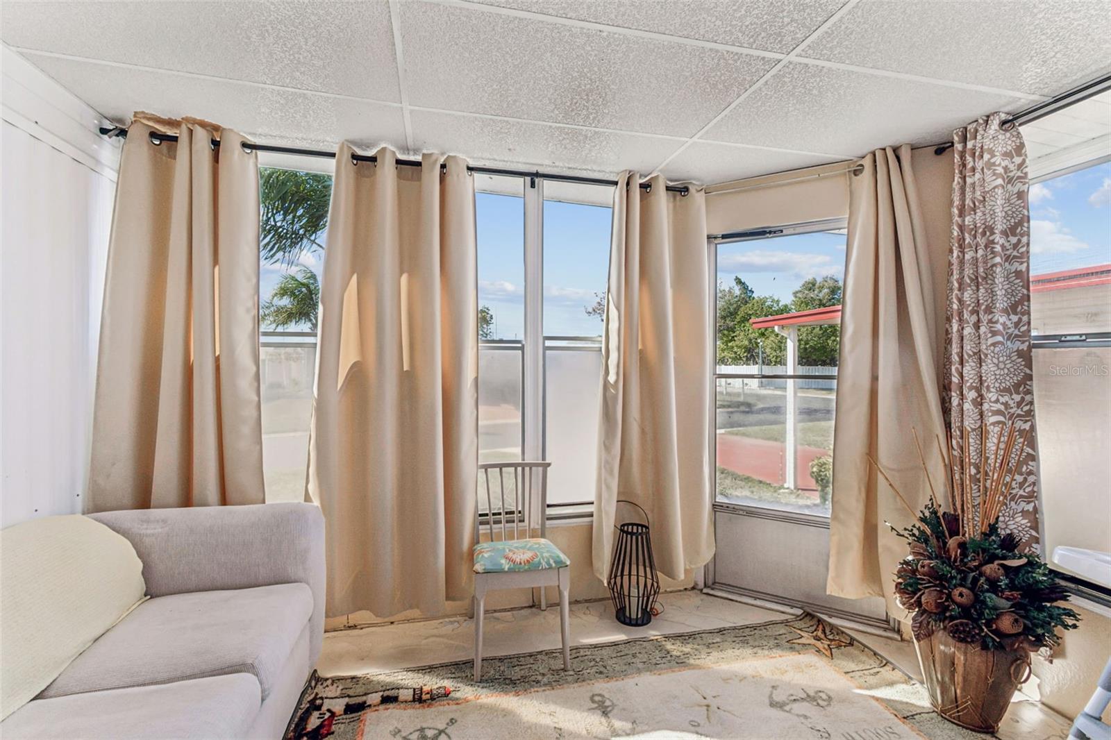 FOUR SEASONS ESTATE RESIDENT OWNED COMMUNITY INC - Residential