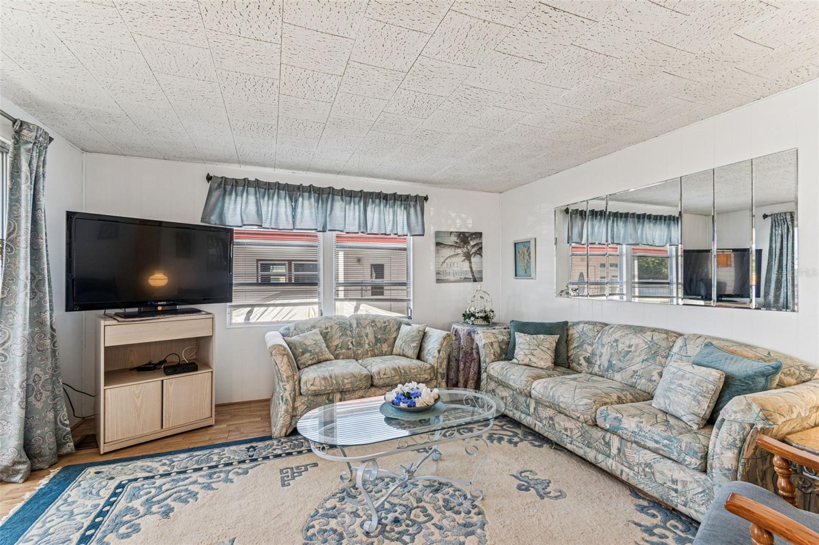 FOUR SEASONS ESTATE RESIDENT OWNED COMMUNITY INC - Residential