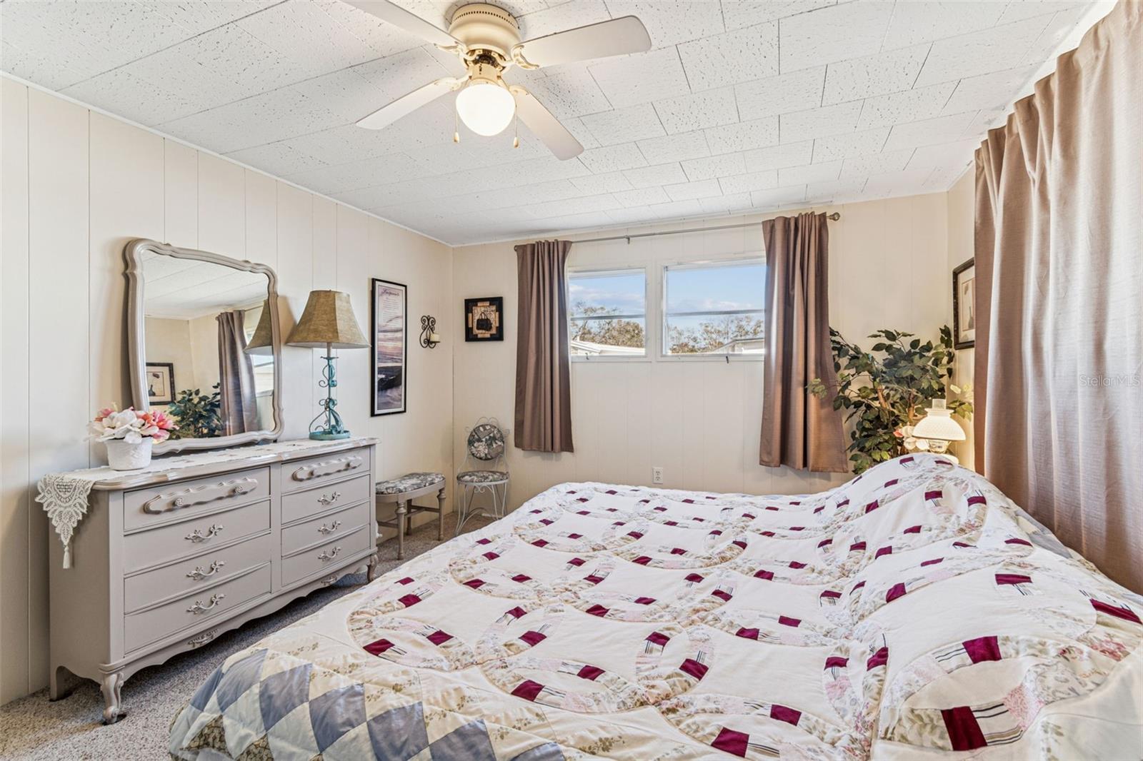 FOUR SEASONS ESTATE RESIDENT OWNED COMMUNITY INC - Residential