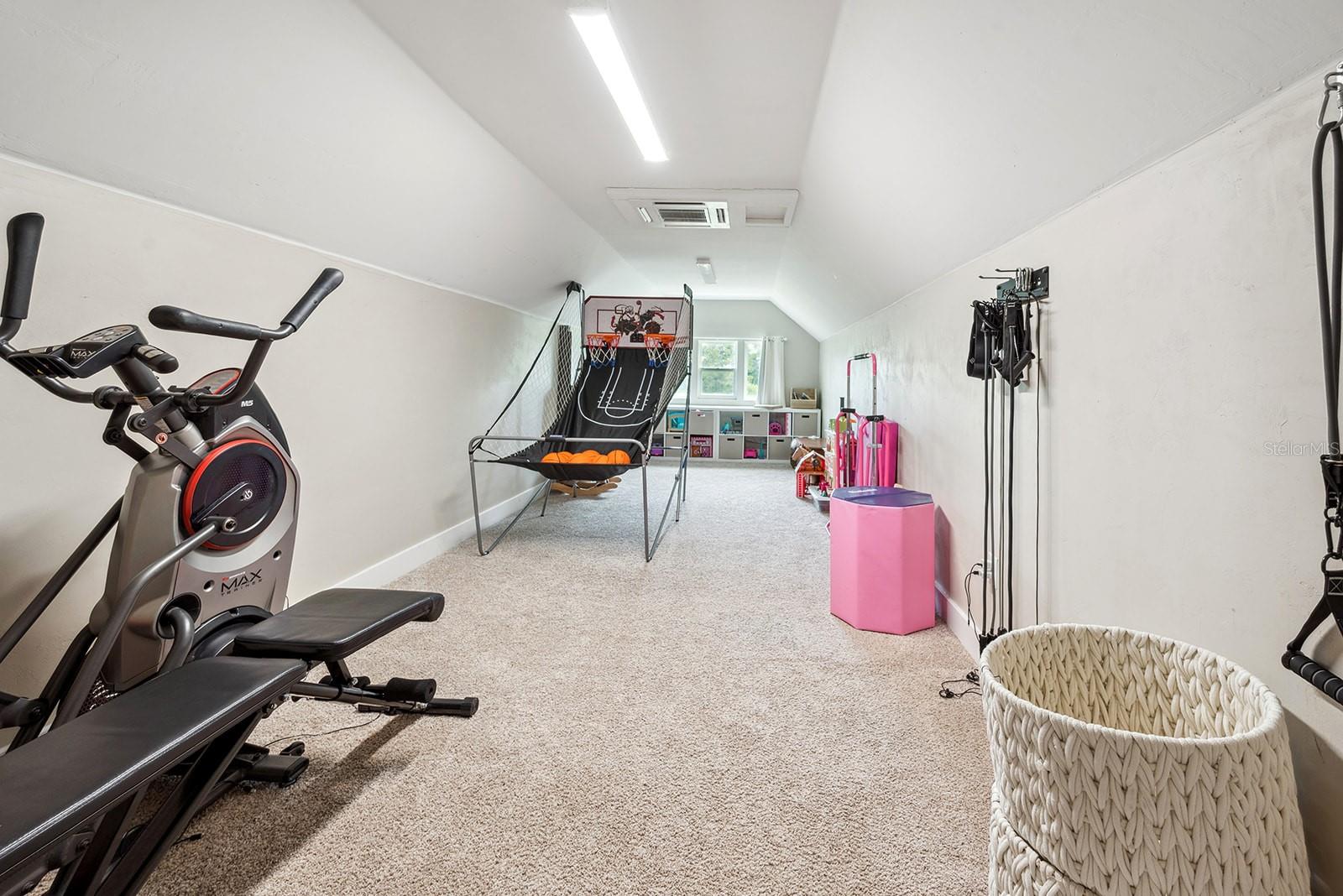 OAK LEAF SUB - Residential