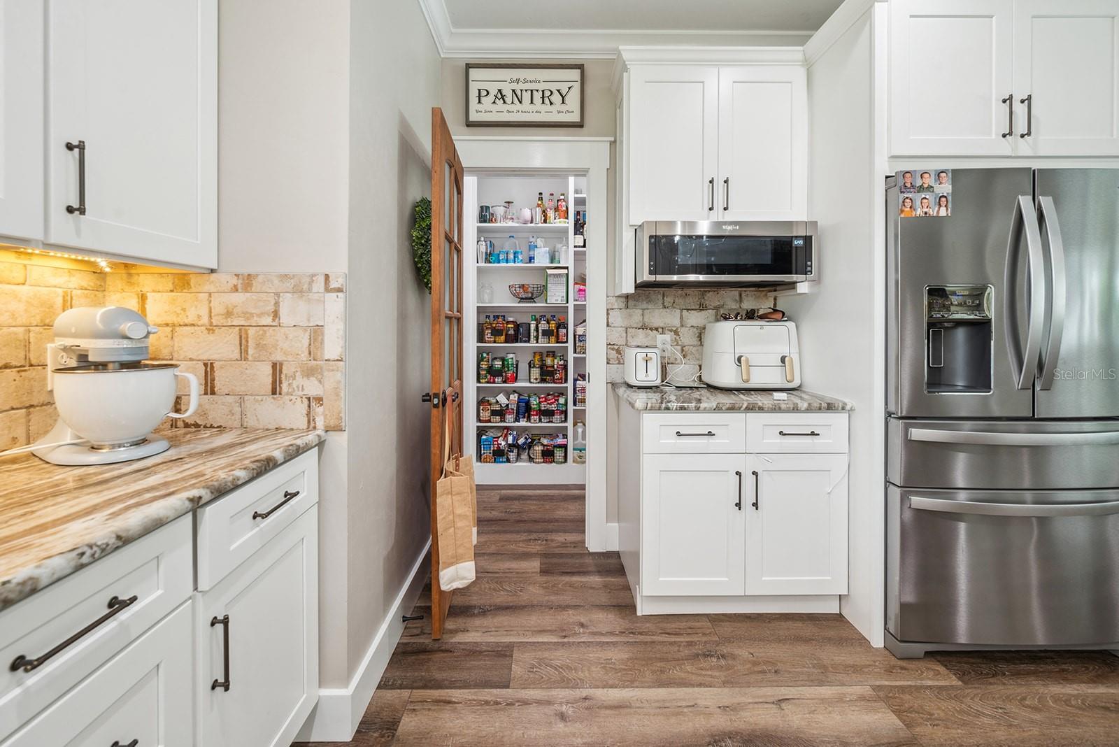 OAK LEAF SUB - Residential