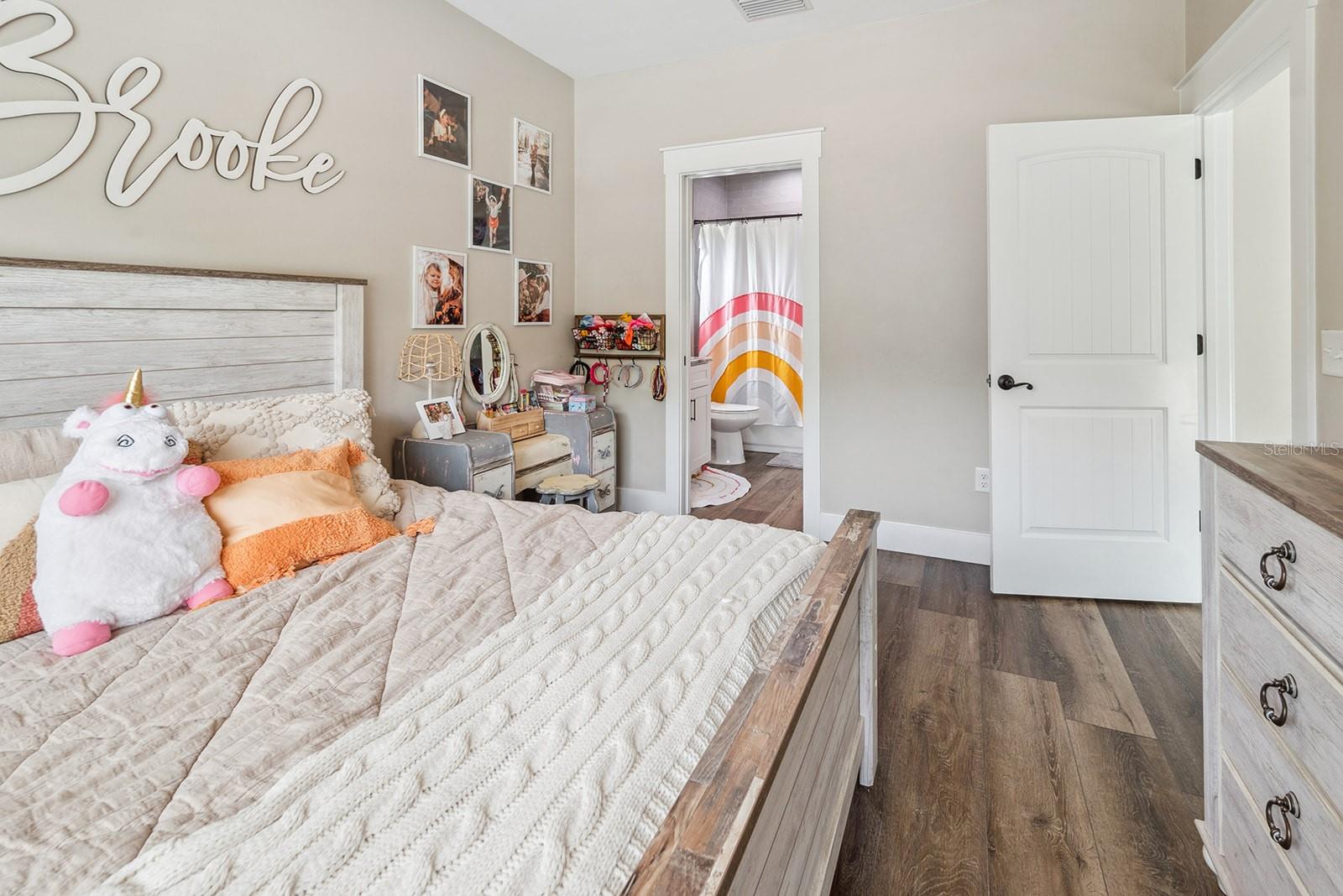 OAK LEAF SUB - Residential