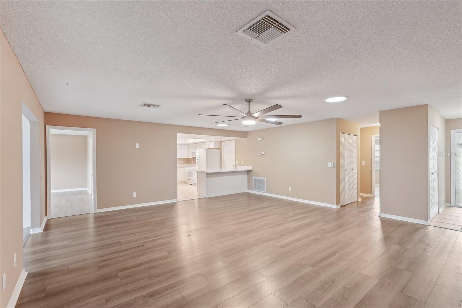2529 LANCASTER DRIVE