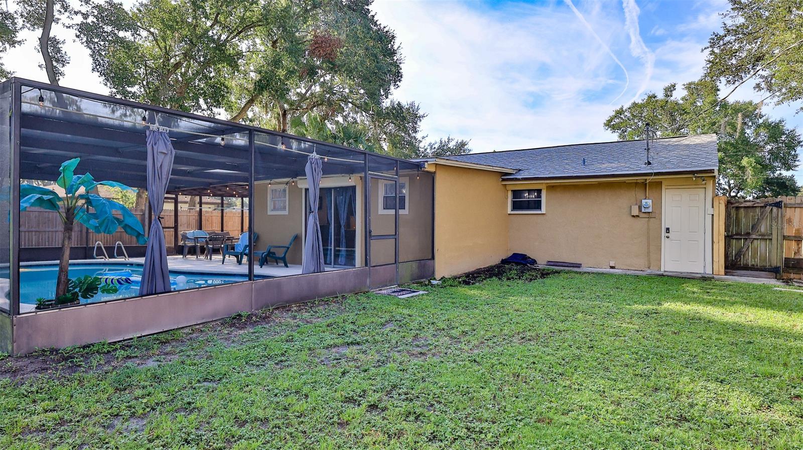 Cambridge Villas - Residential