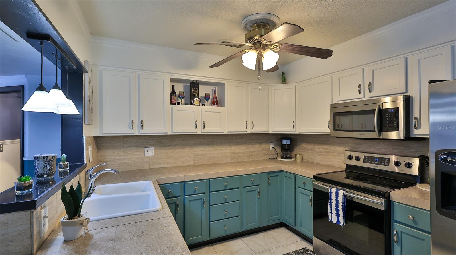 Cambridge Villas - Residential