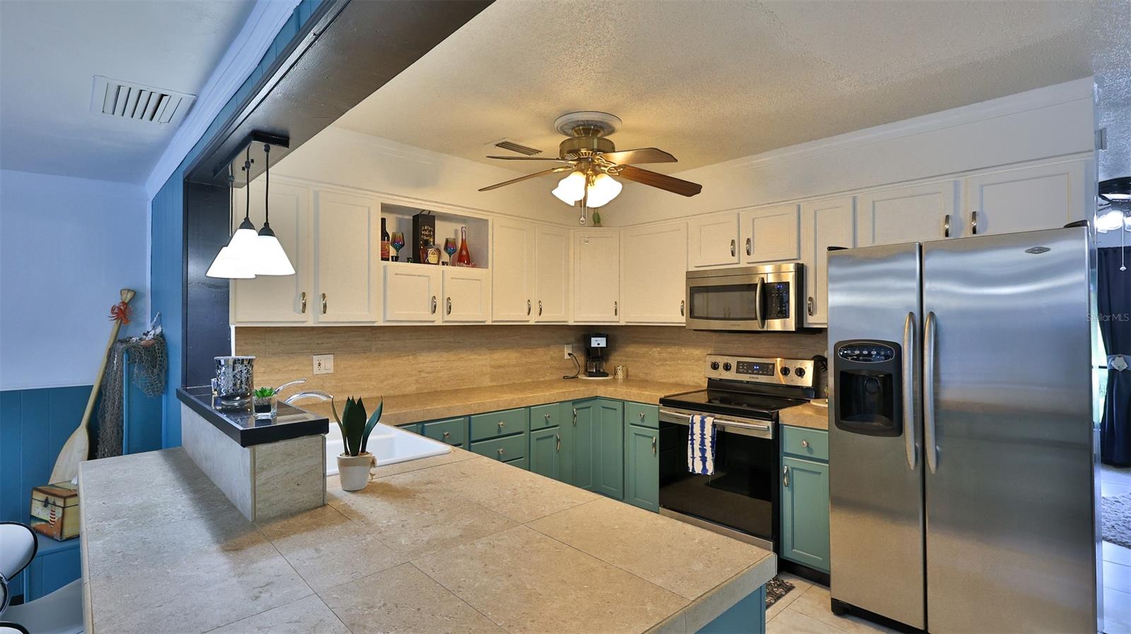 Cambridge Villas - Residential