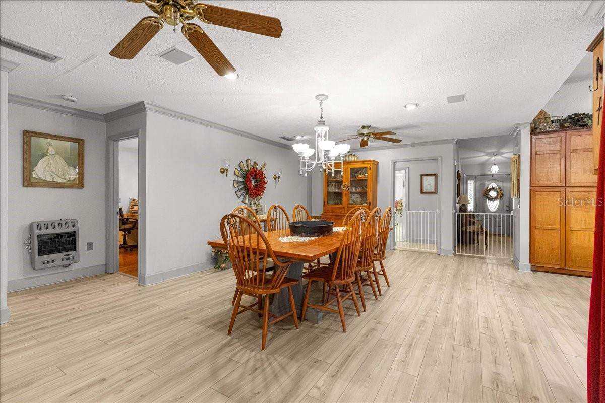 PINE WOOD ESTATE - Residential