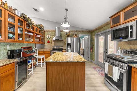 Tiny photo for 11470 SE 73rd Court, Belleview, FL 34420 (MLS # OM724592)