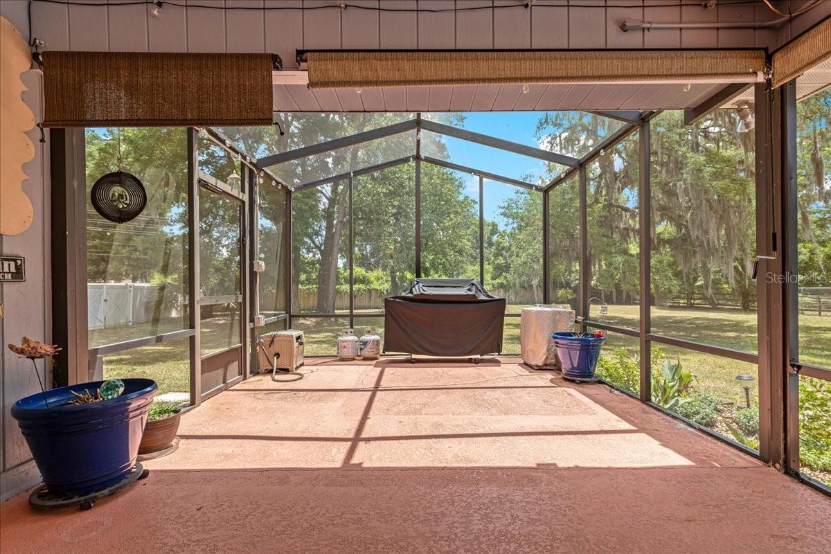PINE WOOD ESTATE - Residential
