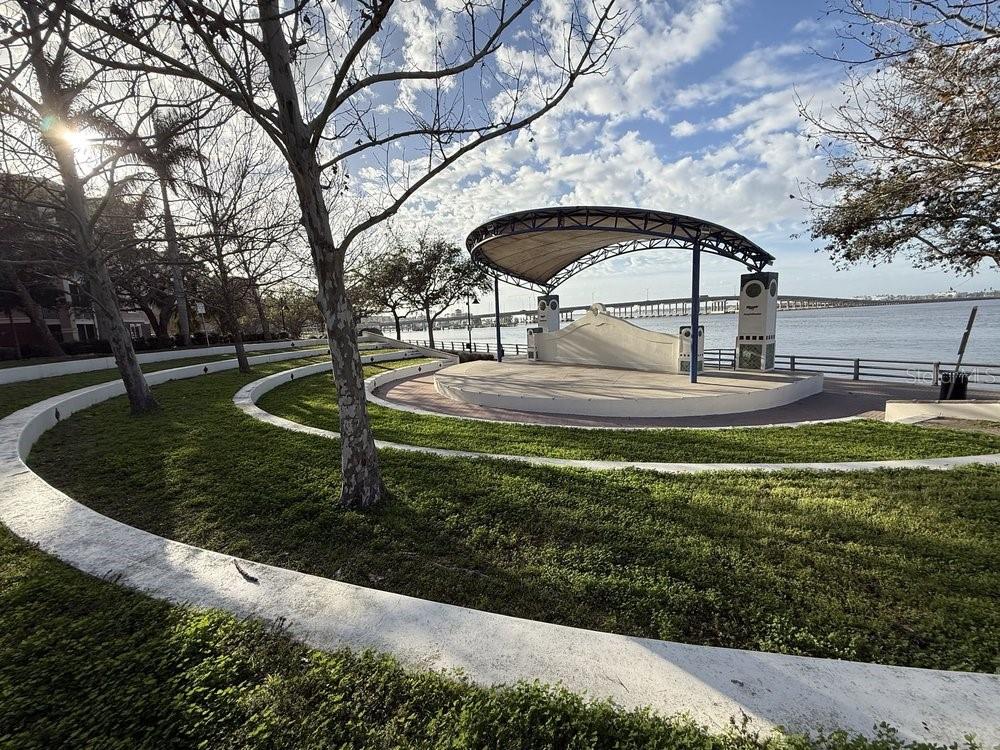 RIVER YACHT & RACQUET CLUB 1 - Residential