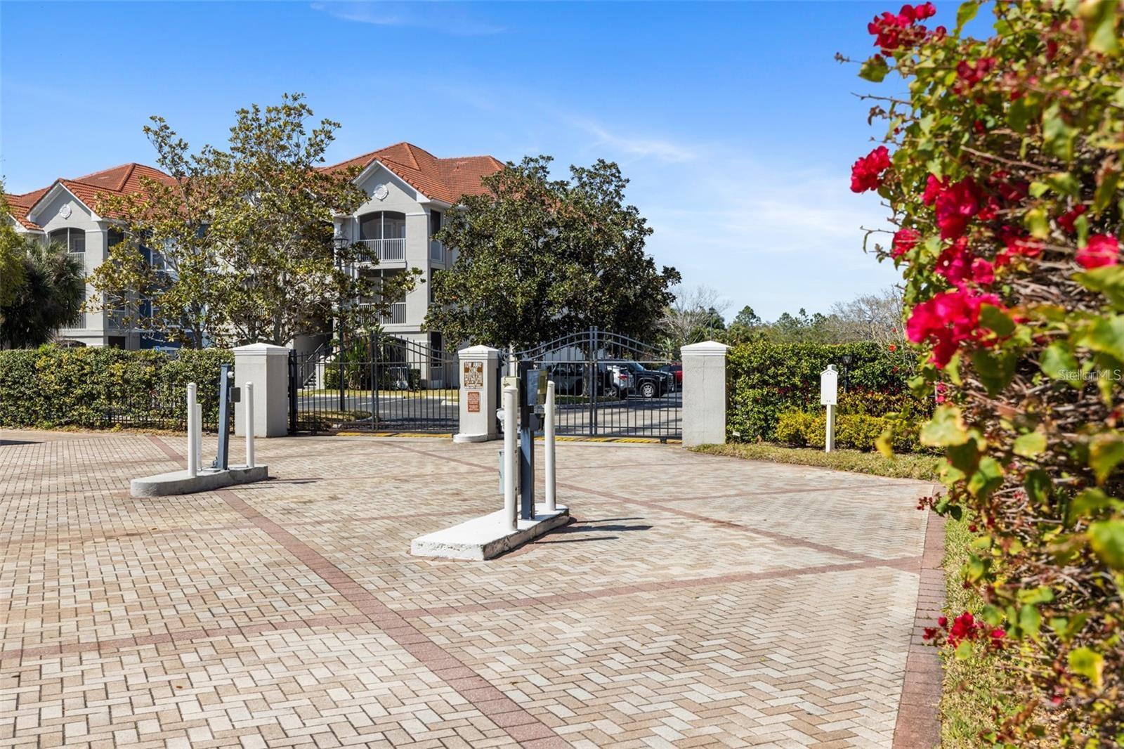 RIVER YACHT & RACQUET CLUB 1 - Residential