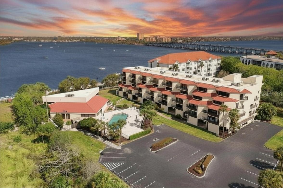 RIVER YACHT & RACQUET CLUB 1 - Residential