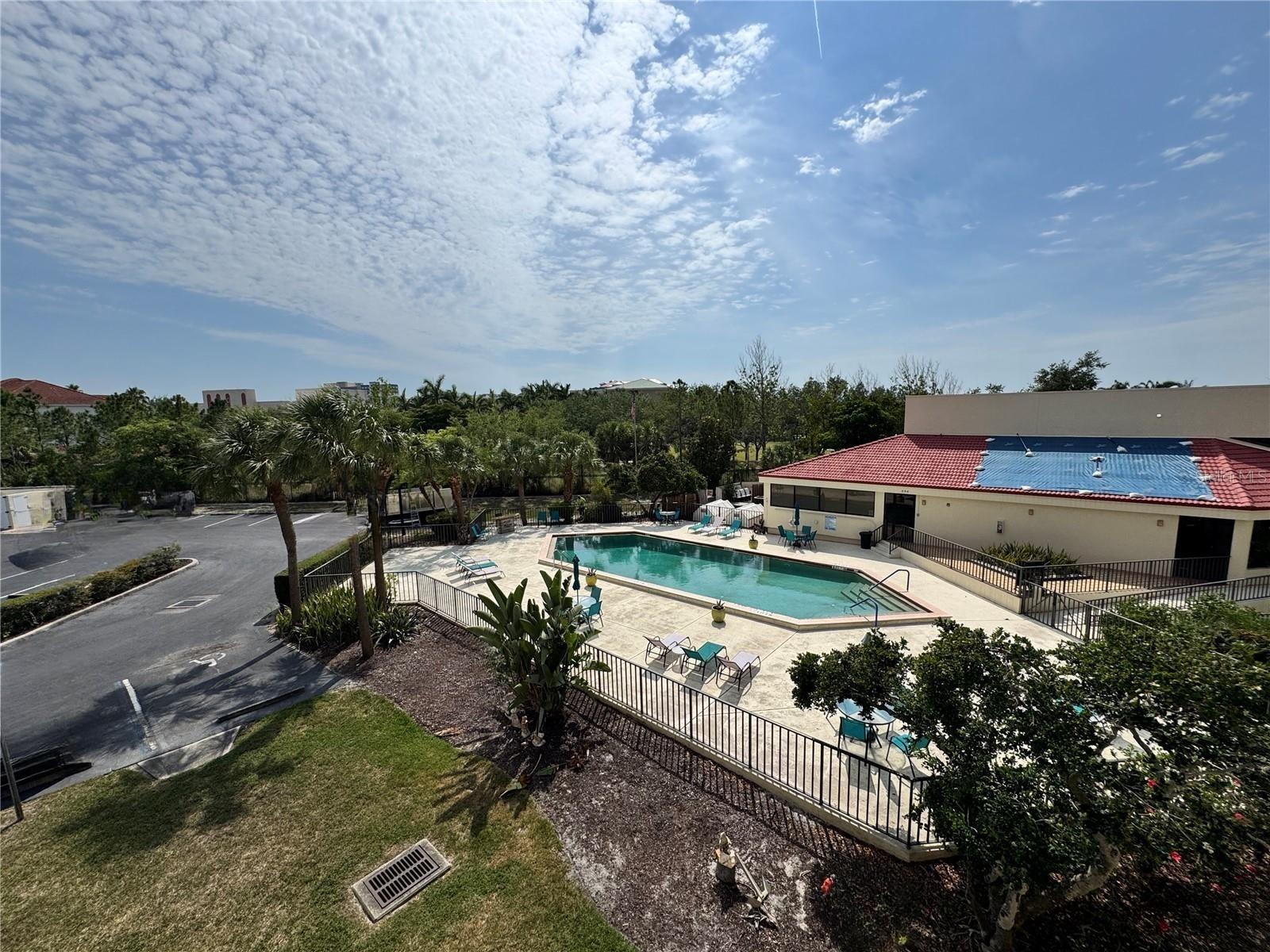 RIVER YACHT & RACQUET CLUB 1 - Residential