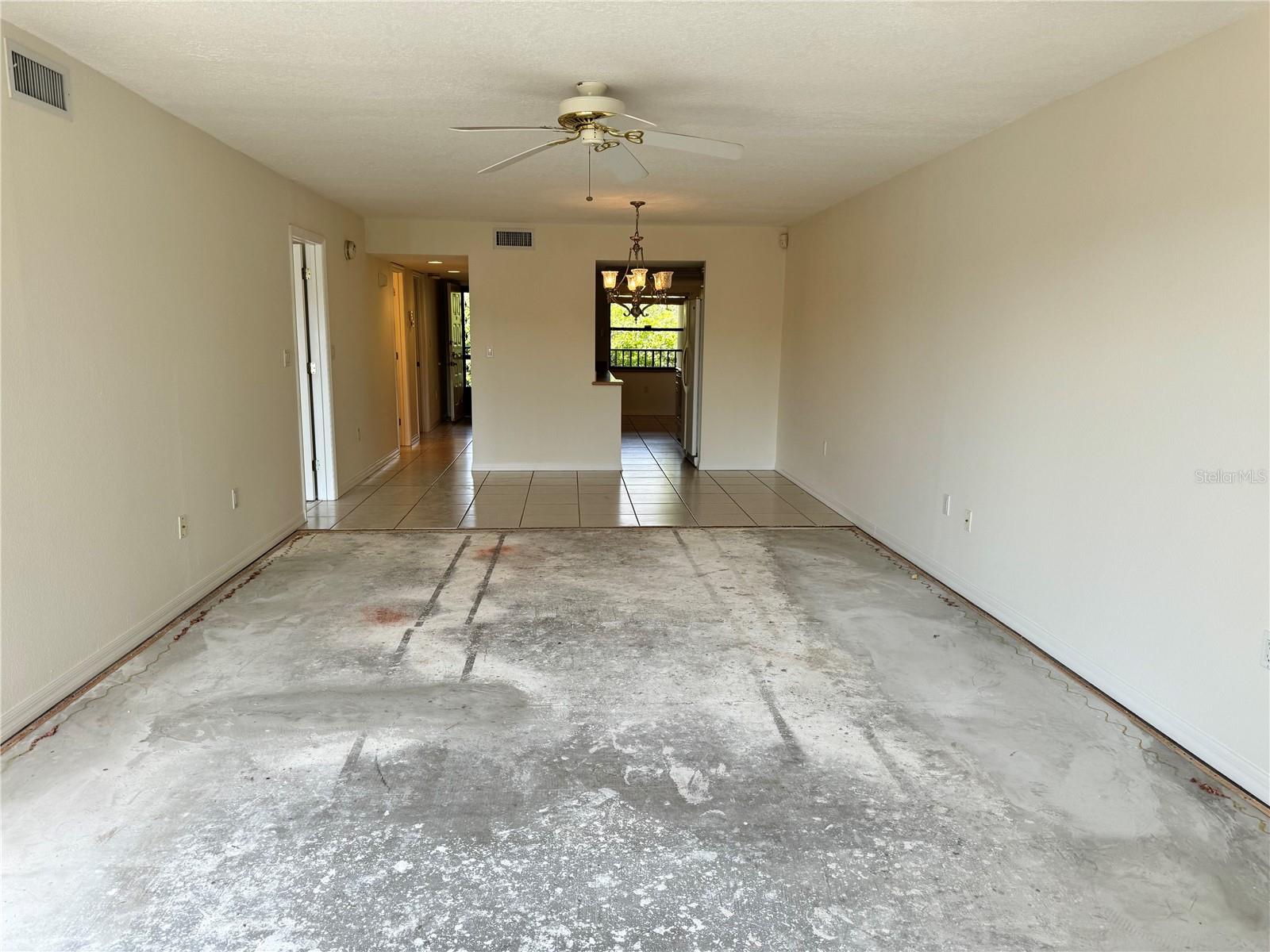 RIVER YACHT & RACQUET CLUB 1 - Residential