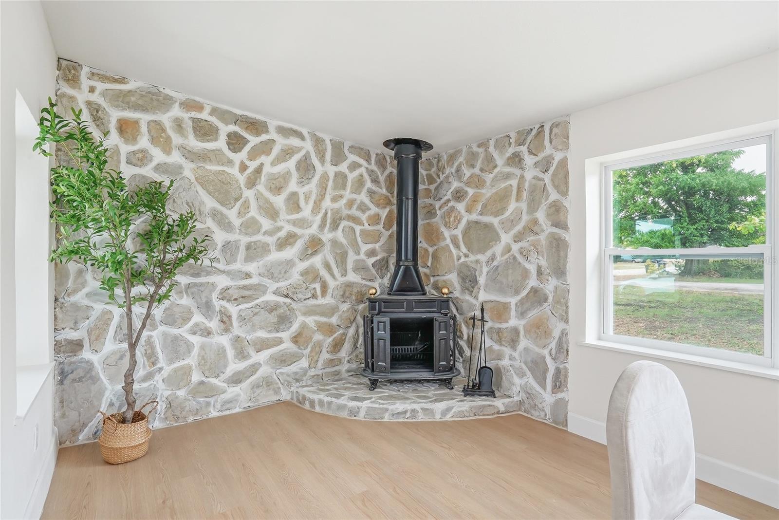 WHITES REP - Residential