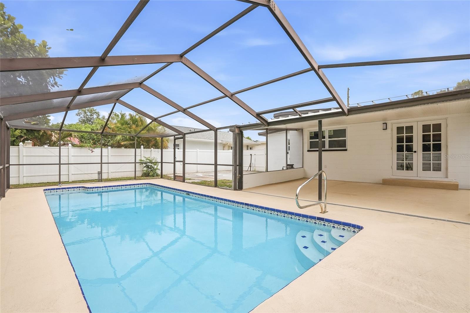 WHITES REP - Residential