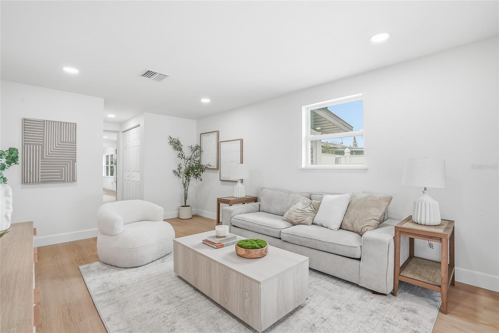 WHITES REP - Residential