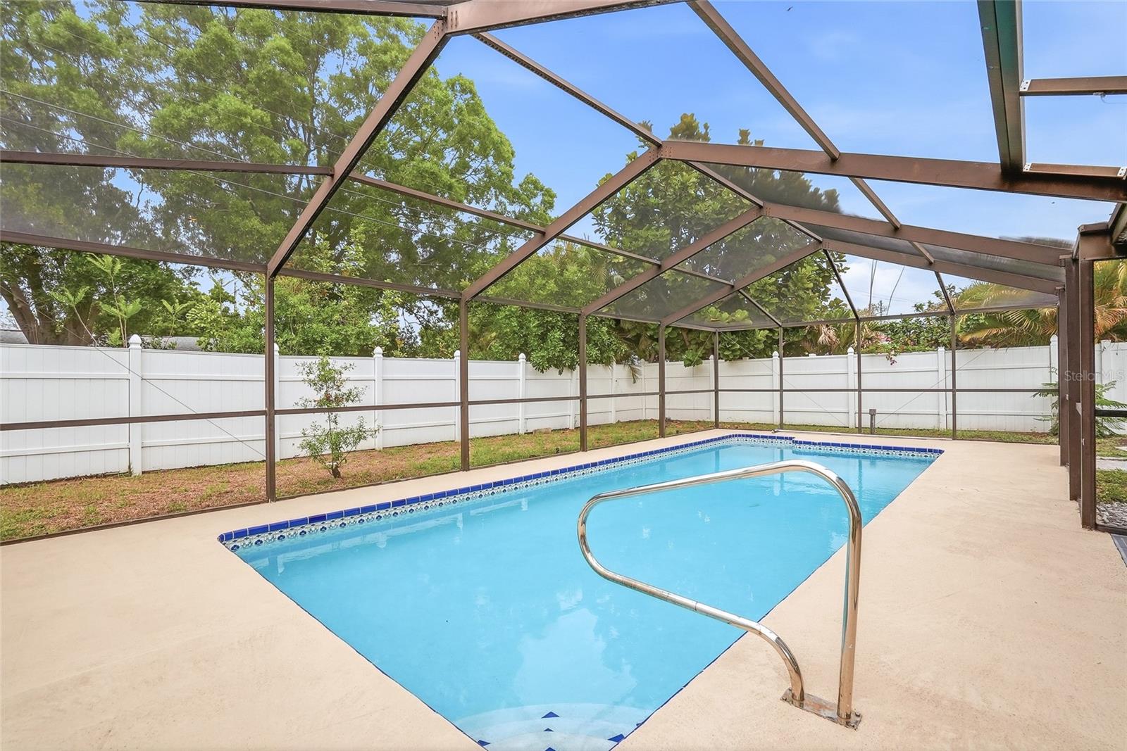 WHITES REP - Residential