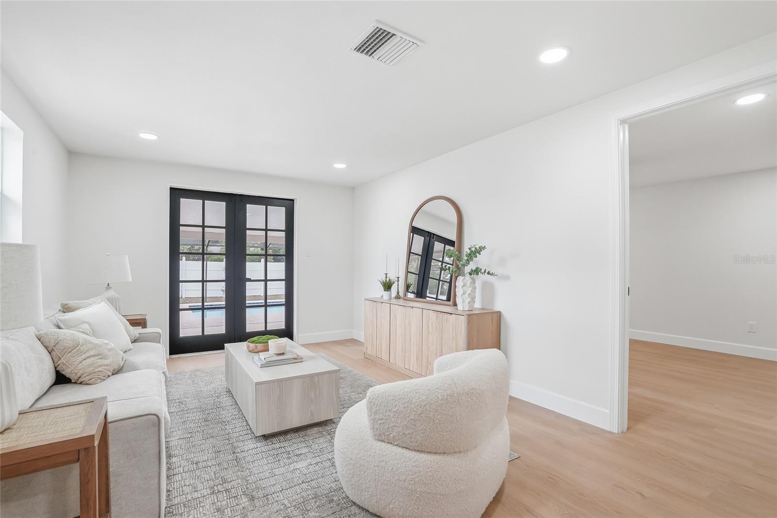 WHITES REP - Residential