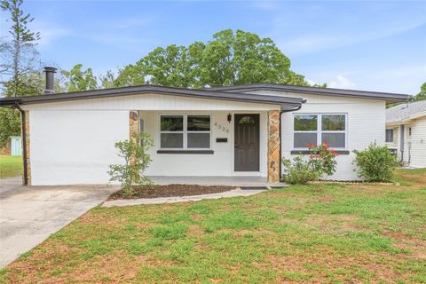 Photo of 4329 12th Avenue N, St Petersburg, FL 33713 (MLS # TB8494381)