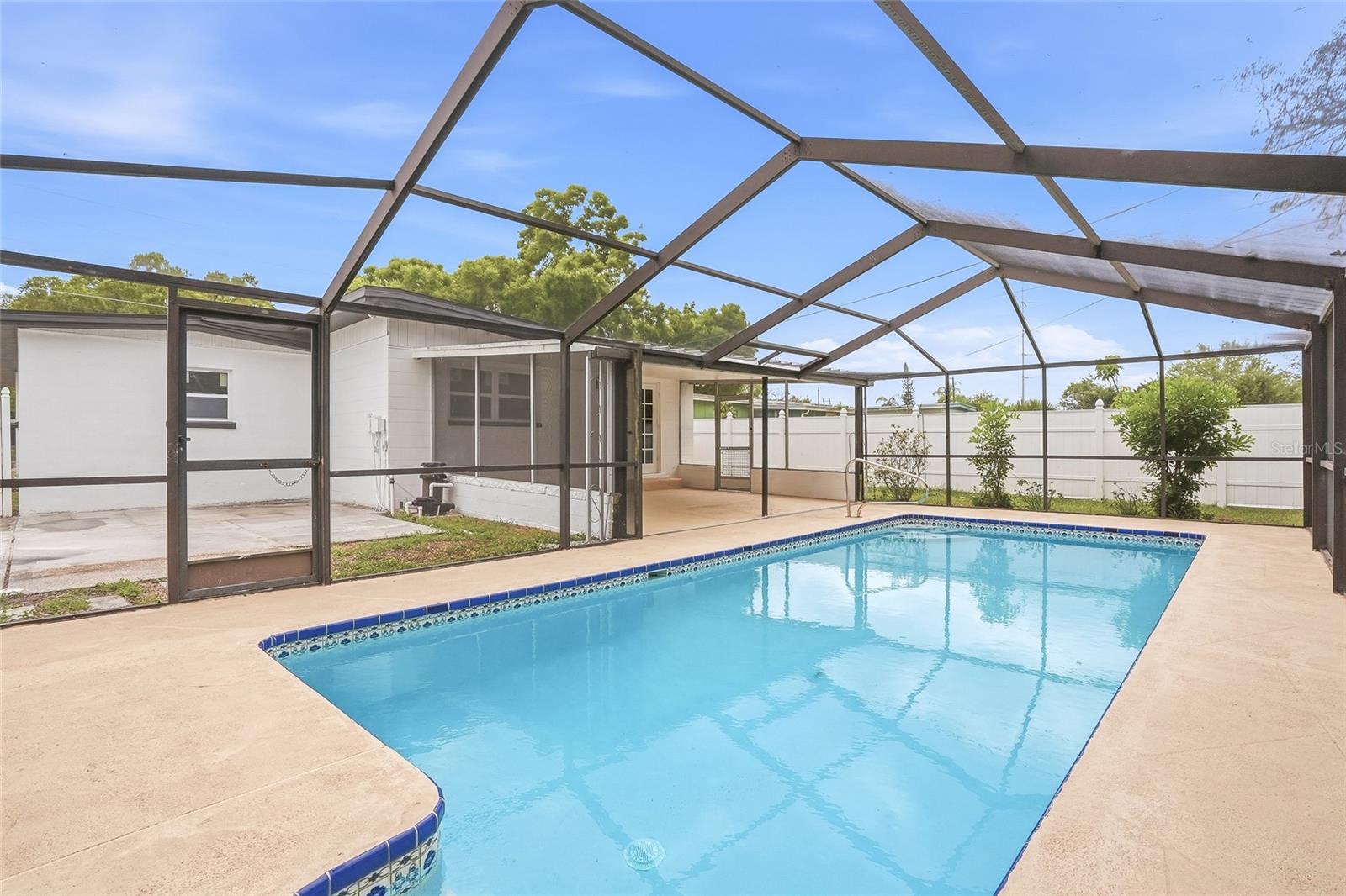 WHITES REP - Residential