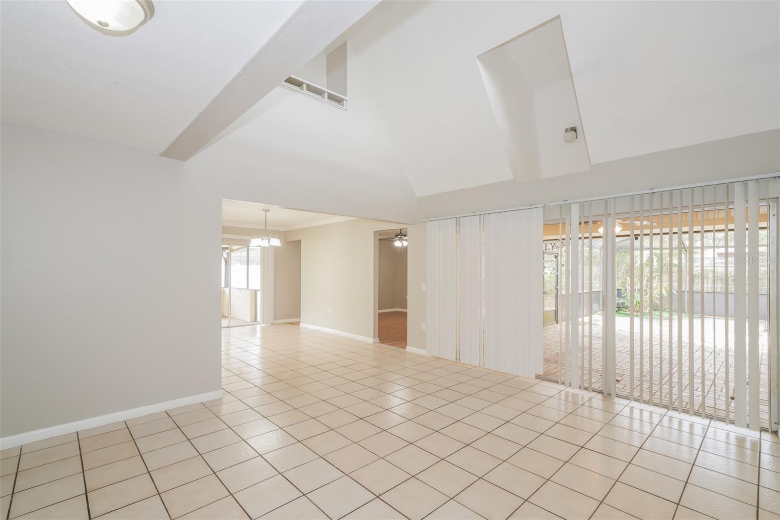 1001 MEADOWCREST DRIVE