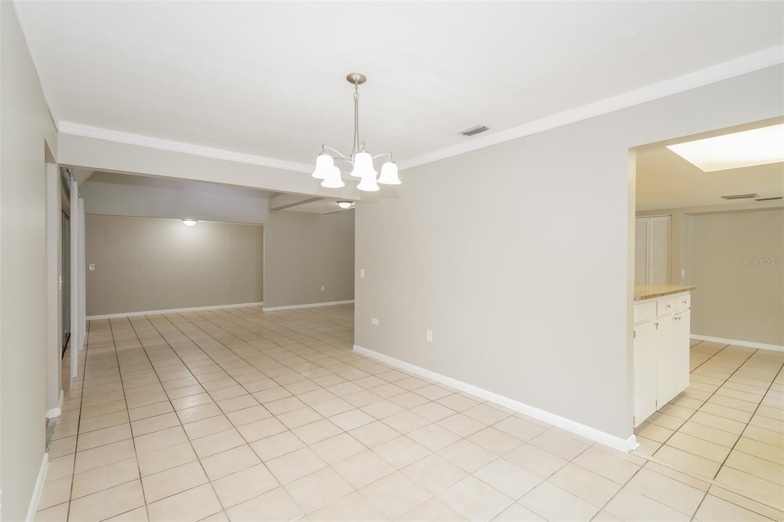1001 MEADOWCREST DRIVE