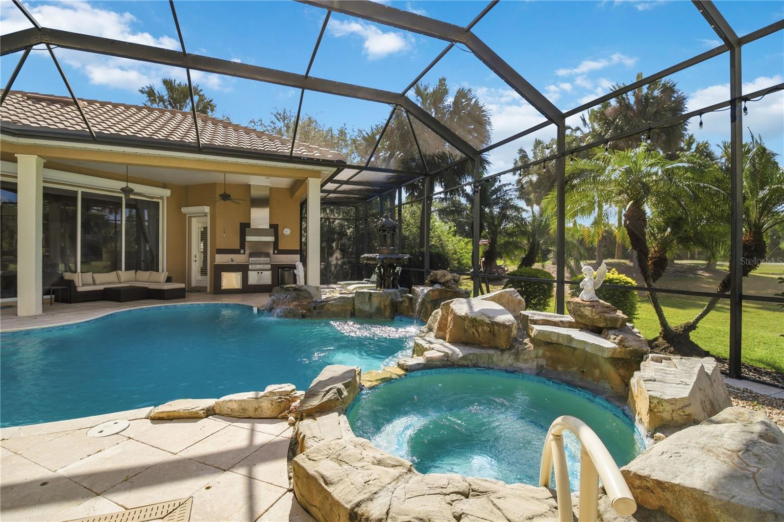 WATERLEFE GOLF & RIVER CLUB - Residential