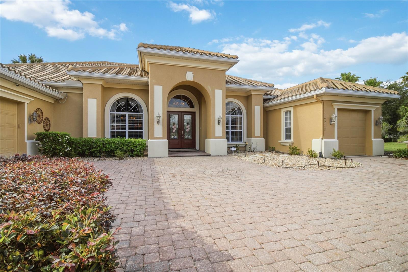 WATERLEFE GOLF & RIVER CLUB - Residential