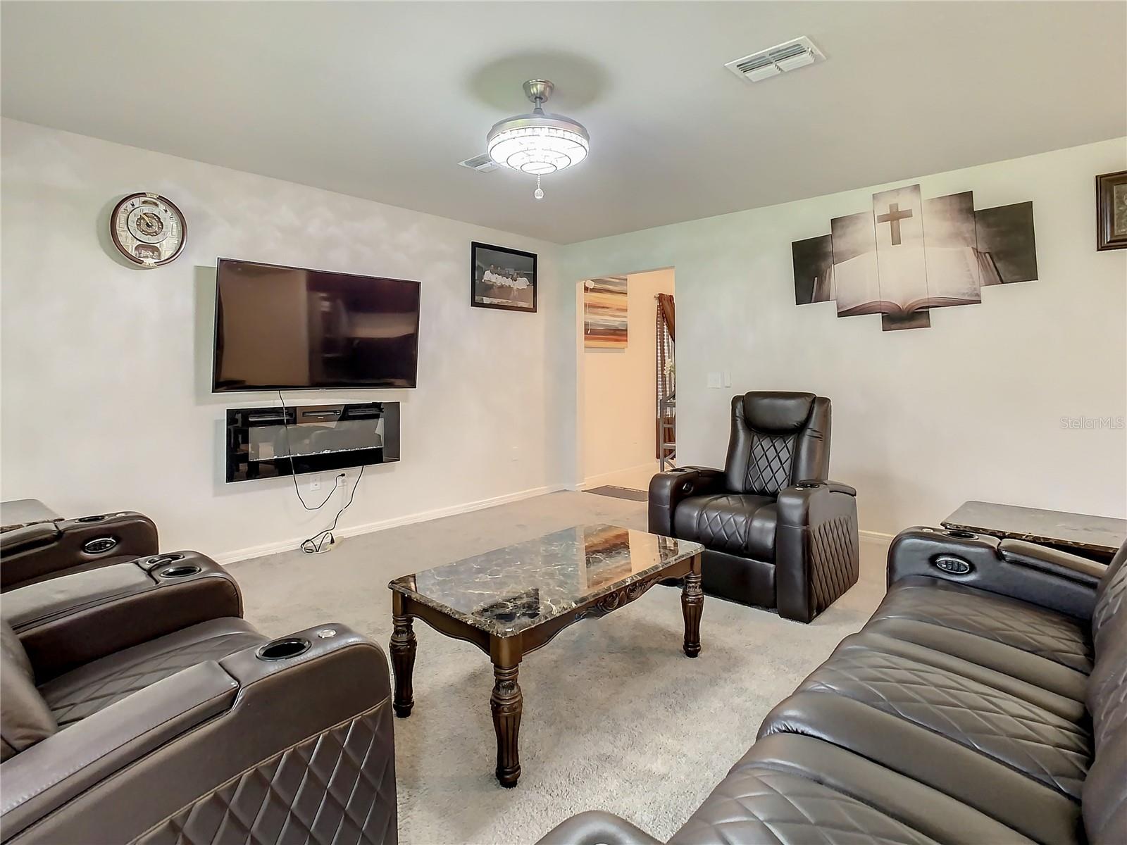 WESBRIDGE PH 1 - Residential Lease