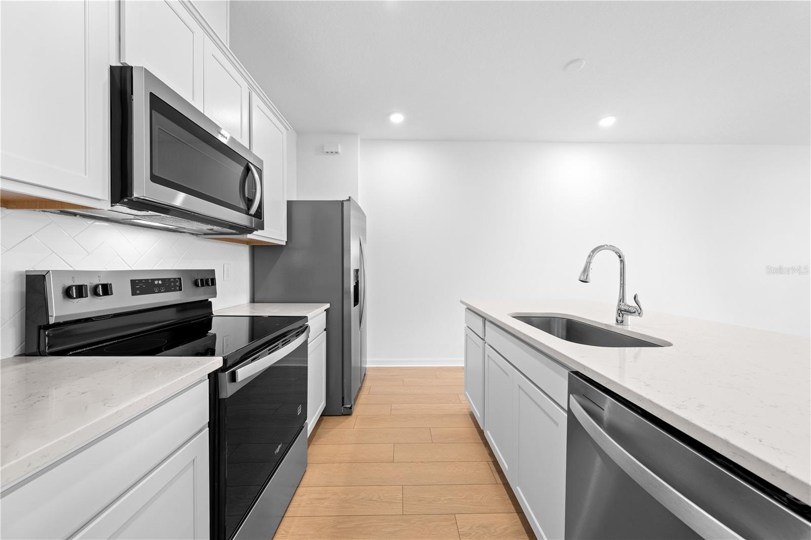 COVE/NONA SOUND - Residential Lease