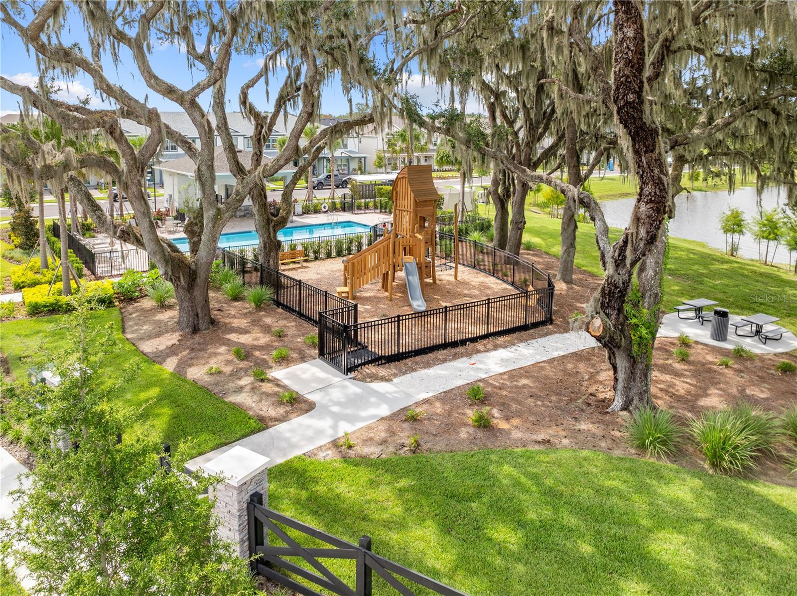 COVE/NONA SOUND - Residential Lease