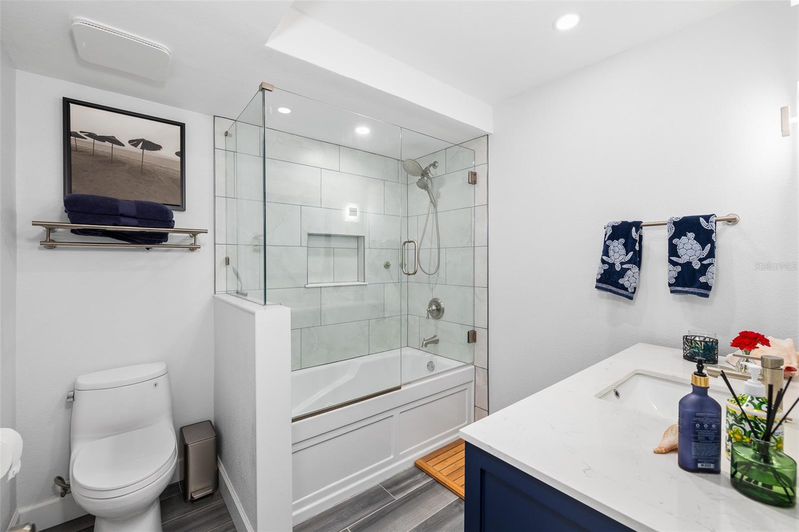 SHORE ACRES BUTTERFLY LAKE REP - Residential