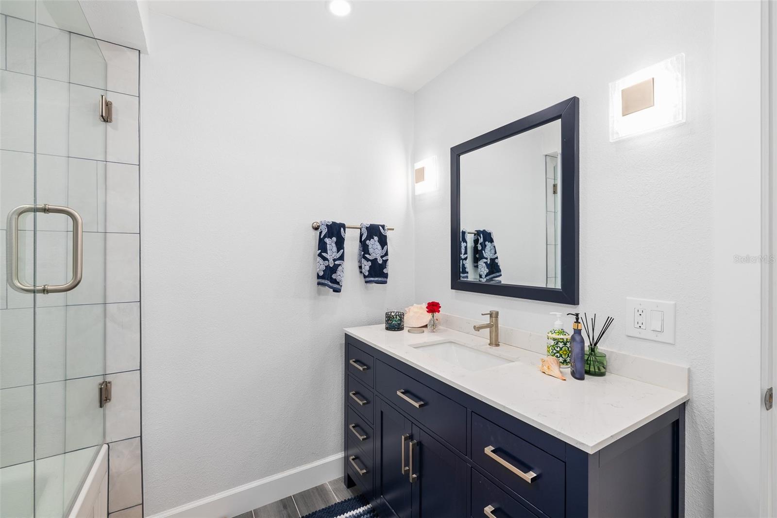 SHORE ACRES BUTTERFLY LAKE REP - Residential