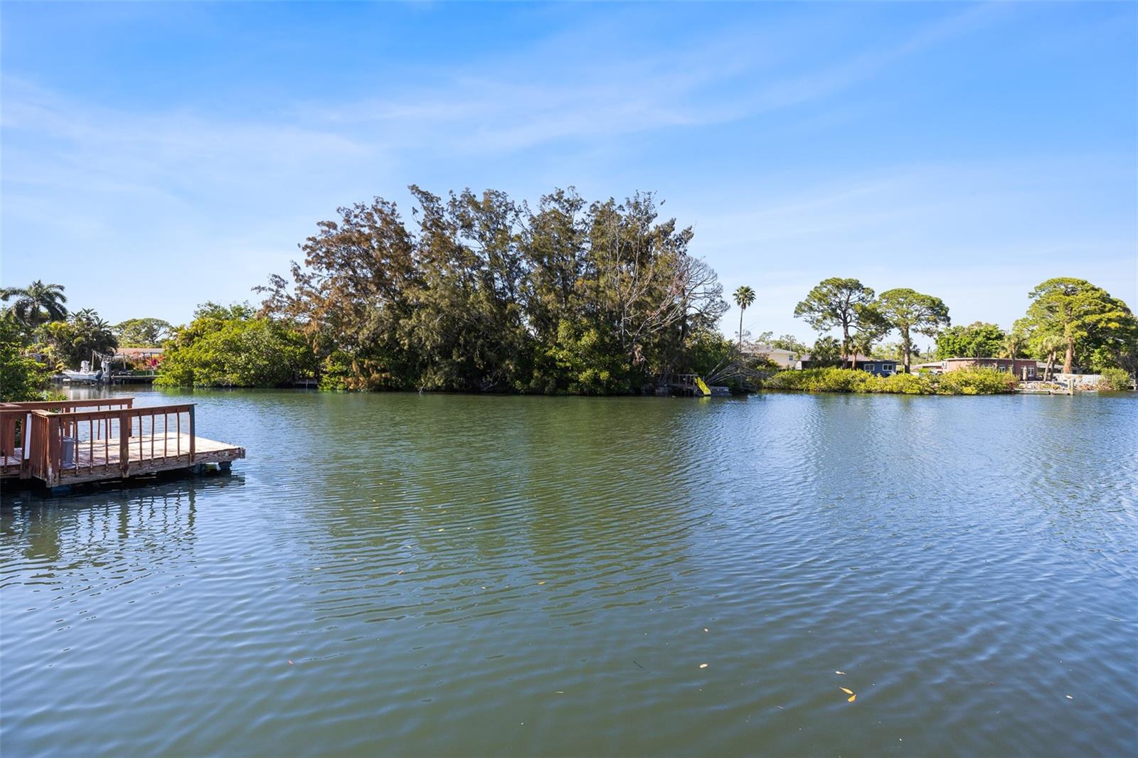 SHORE ACRES BUTTERFLY LAKE REP - Residential