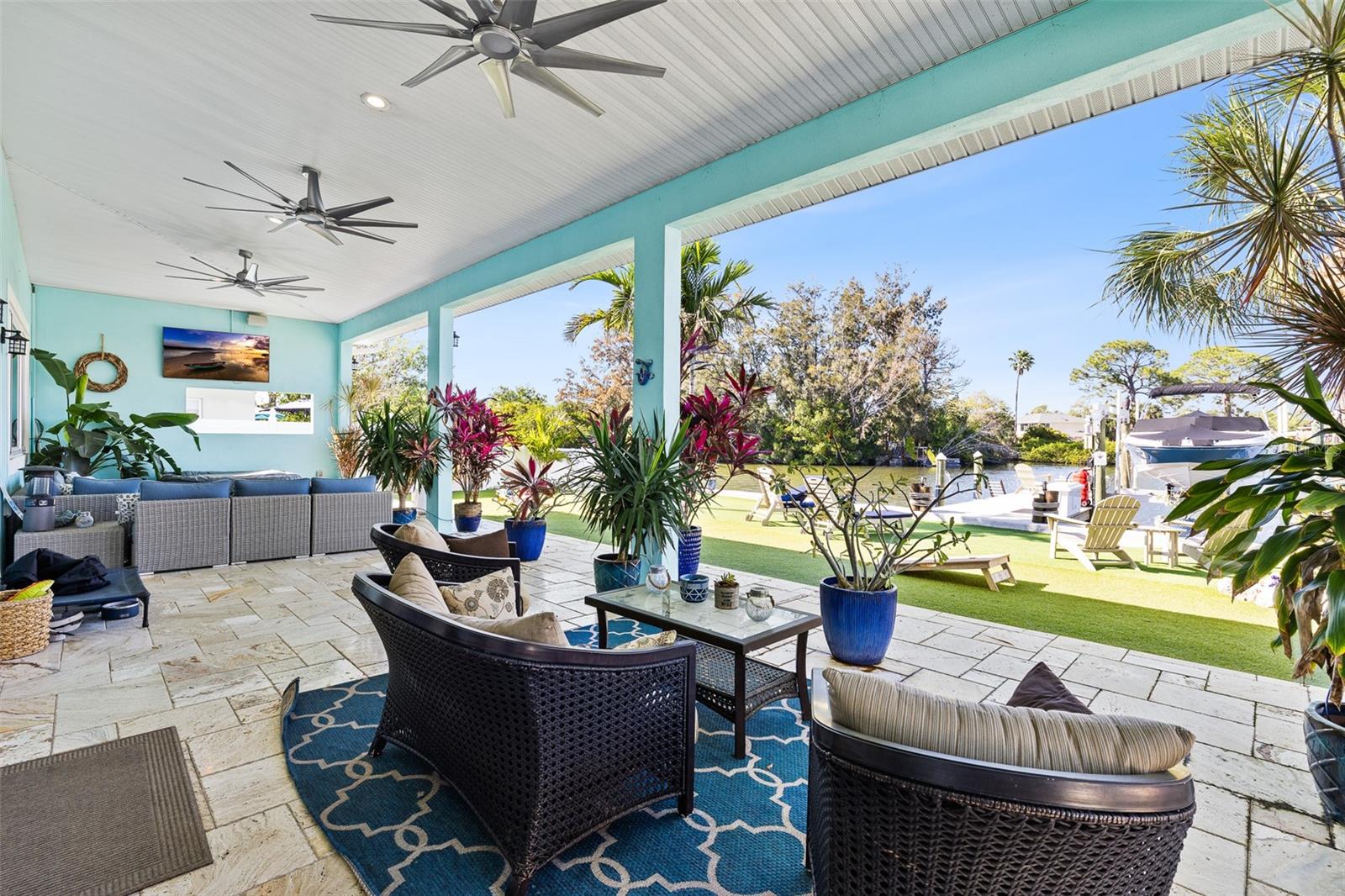 SHORE ACRES BUTTERFLY LAKE REP - Residential