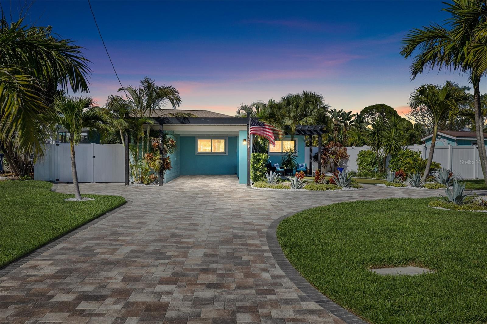 SHORE ACRES BUTTERFLY LAKE REP - Residential