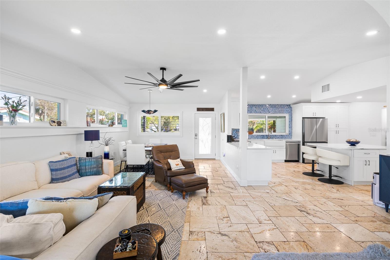 SHORE ACRES BUTTERFLY LAKE REP - Residential