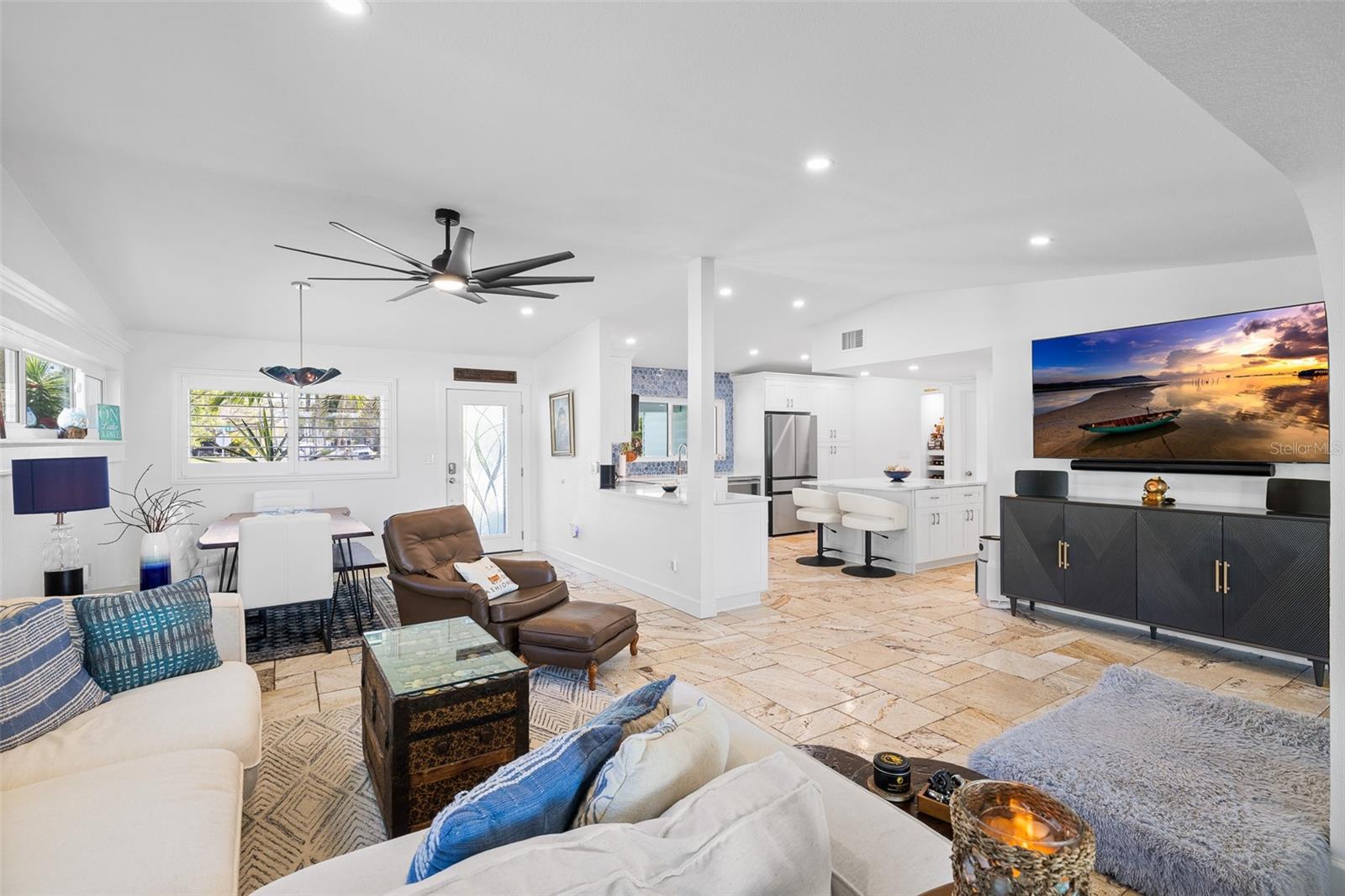 SHORE ACRES BUTTERFLY LAKE REP - Residential