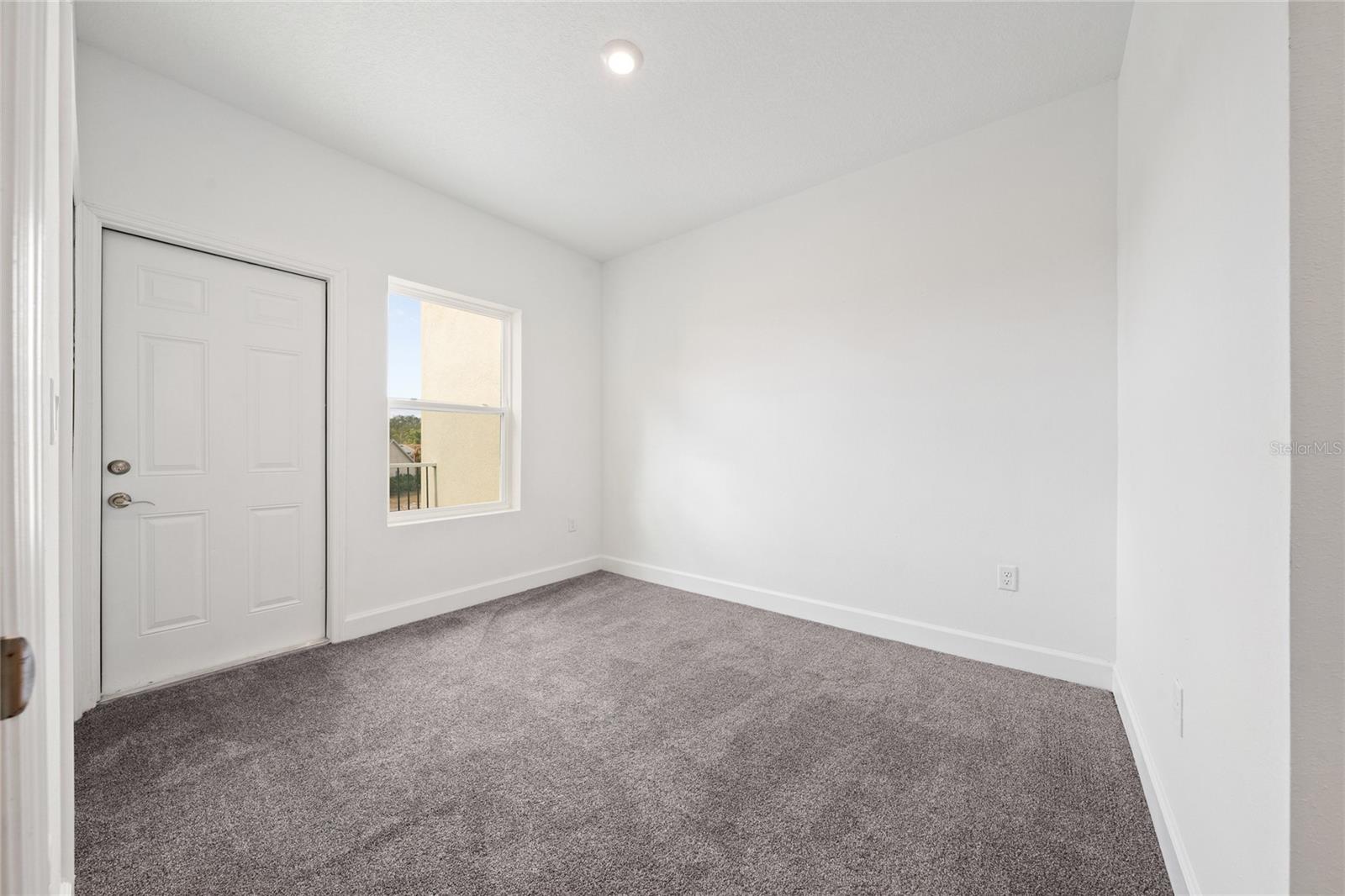 WATERFORD/BRIDGEWATER - Residential