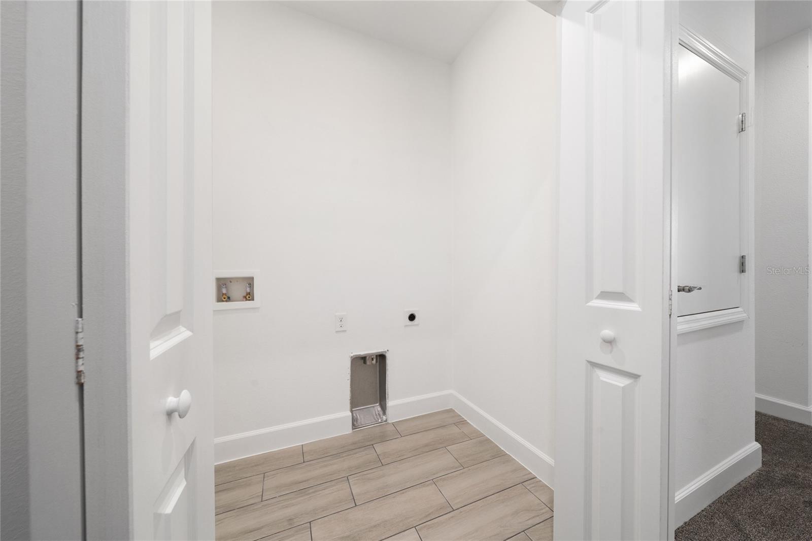 WATERFORD/BRIDGEWATER - Residential